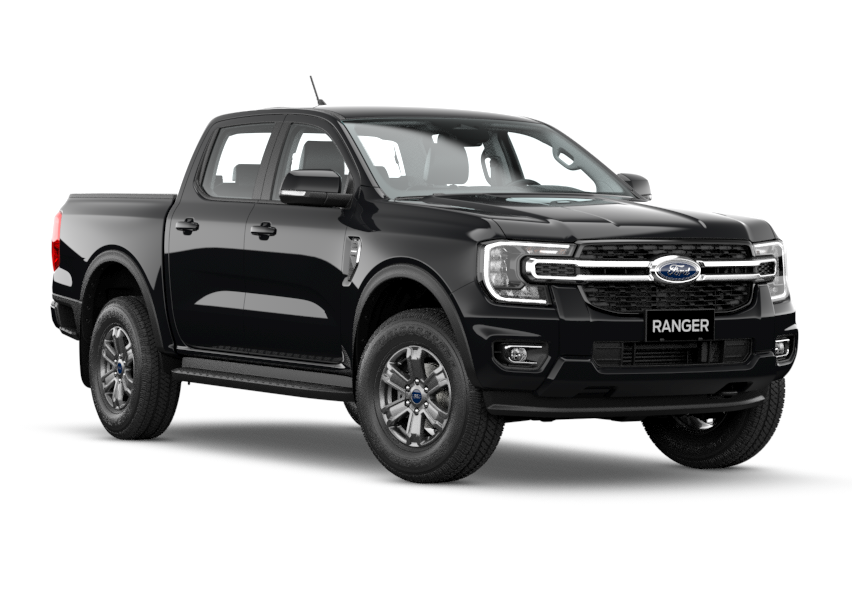 P703_VN_XLT_DBL_PantherJ_4WD_PartTime_AbsoluteBlack_PNZAT_VN_Showroom_21